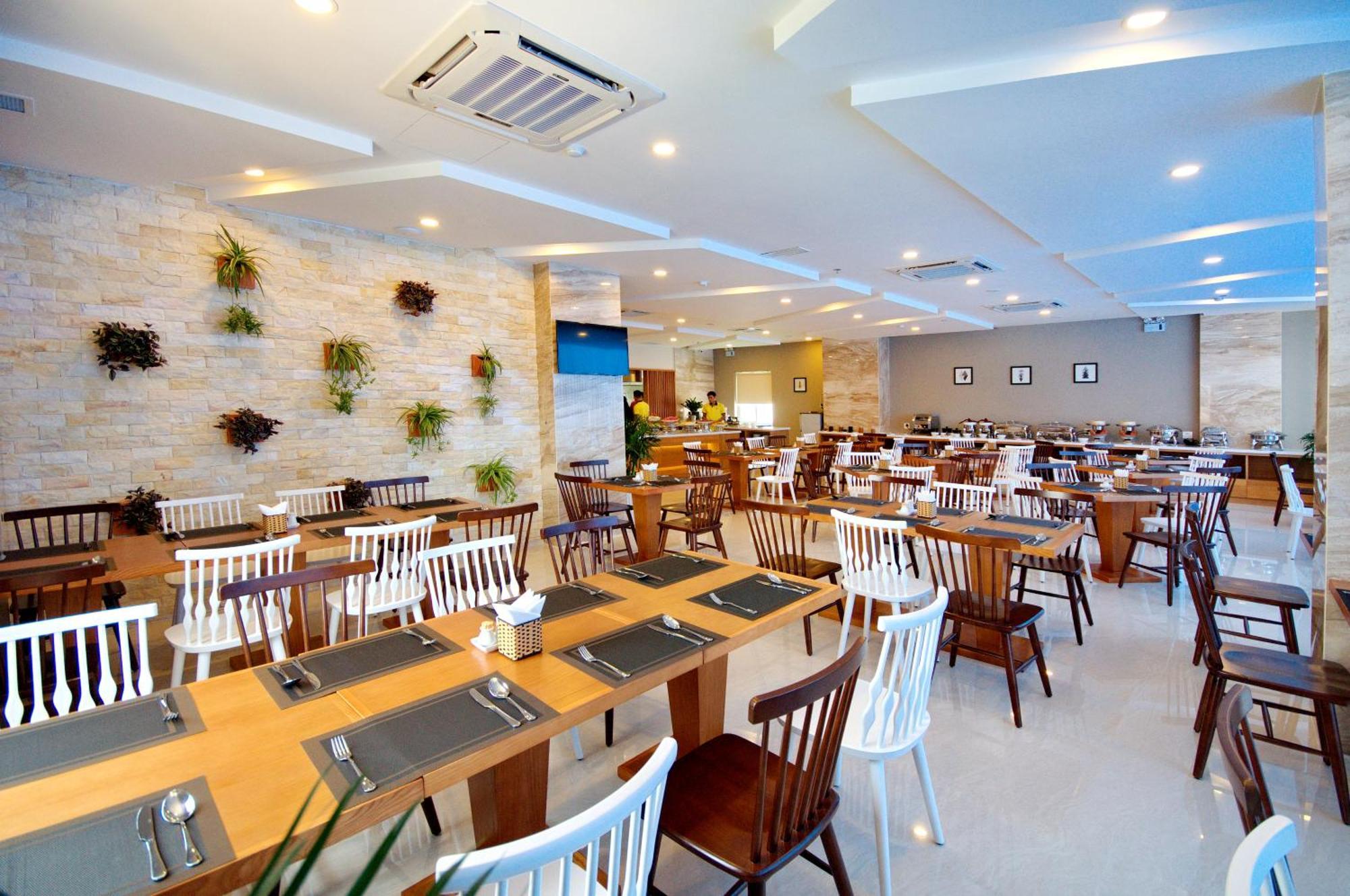 Gibson Hotel Nha Trang Exteriör bild