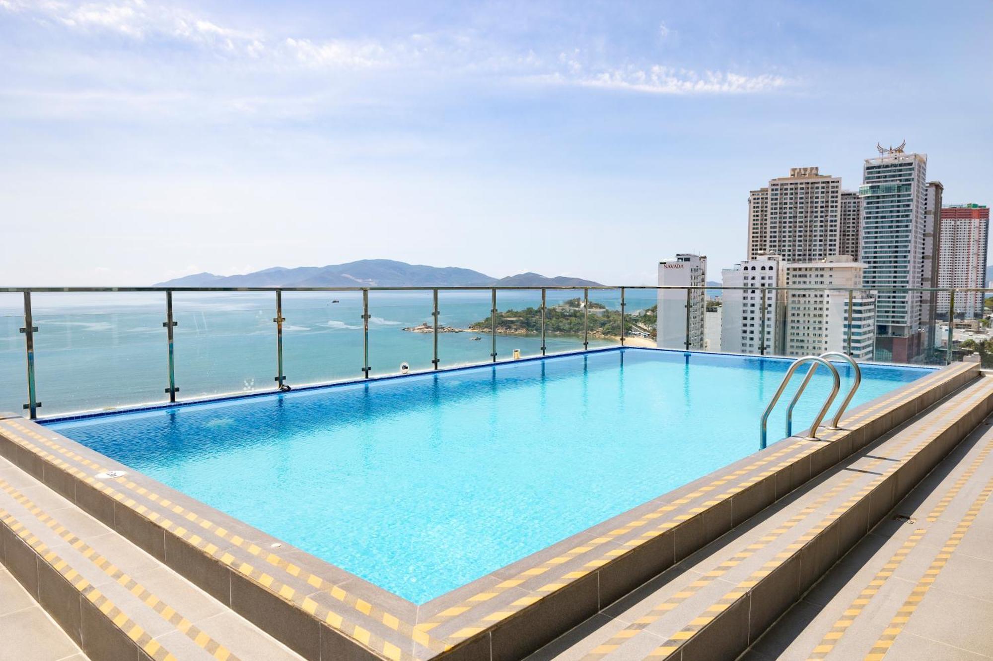 Gibson Hotel Nha Trang Exteriör bild