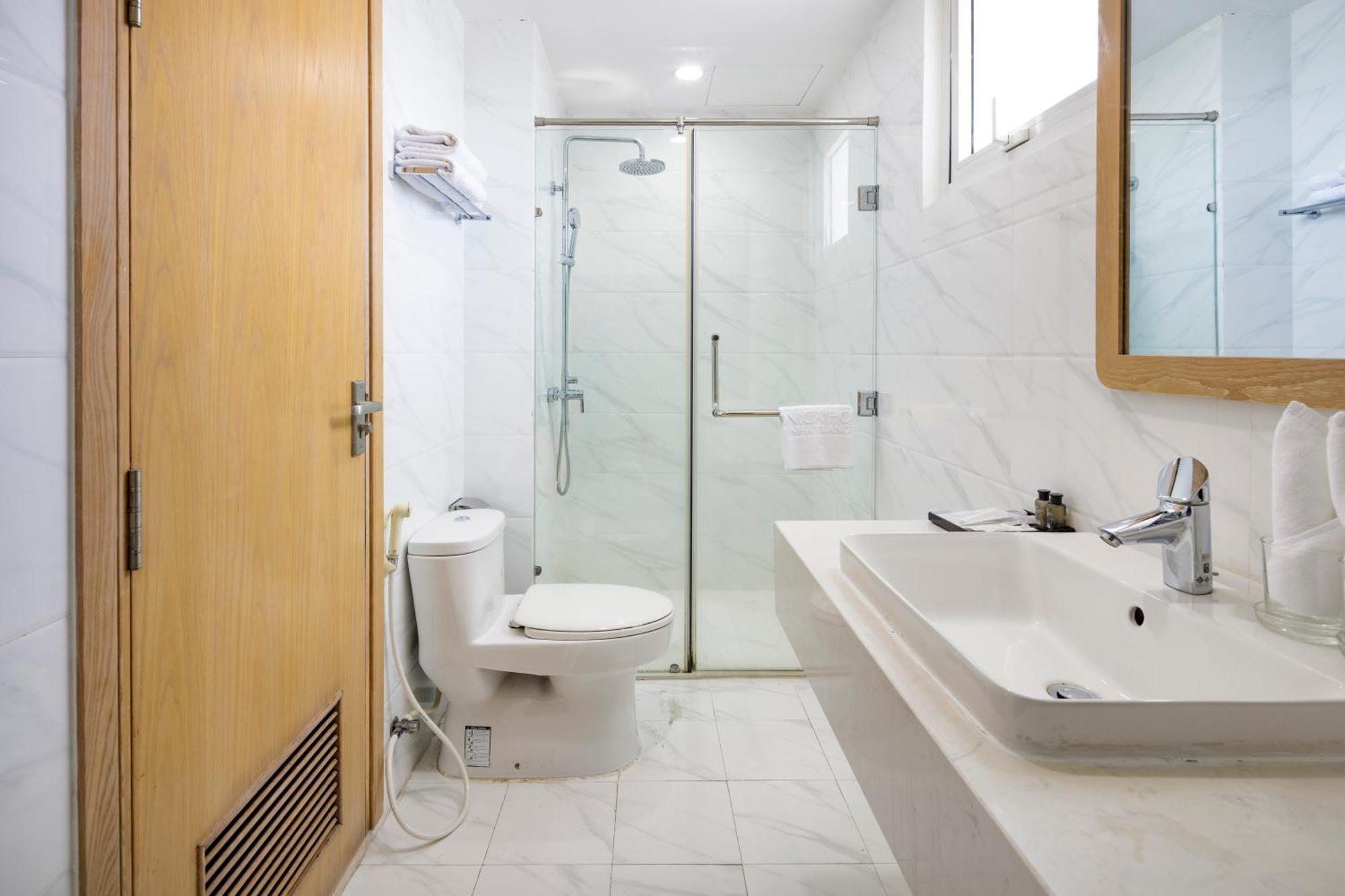 Gibson Hotel Nha Trang Exteriör bild